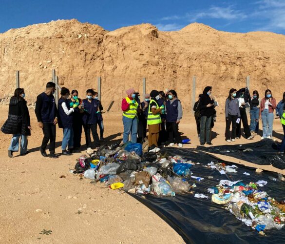 9bfb4fdc-ceb6-443c-a497-867c46c7199a