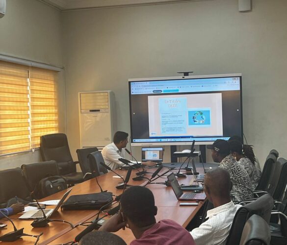 ecd1f47d-a9f4-40e5-aca6-3e6b4fa5488d